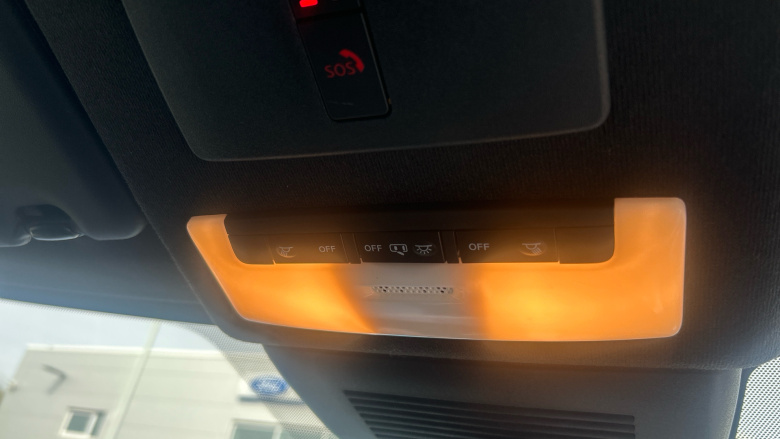 Nissan Juke 1.0 DiG-T N-Connecta 5dr DCT Petrol Hatchback